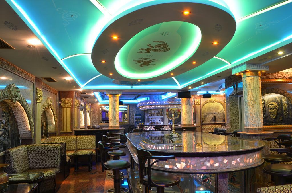 Boutique Hotel Boris Palace & Restaurant Plovdiv Ngoại thất bức ảnh