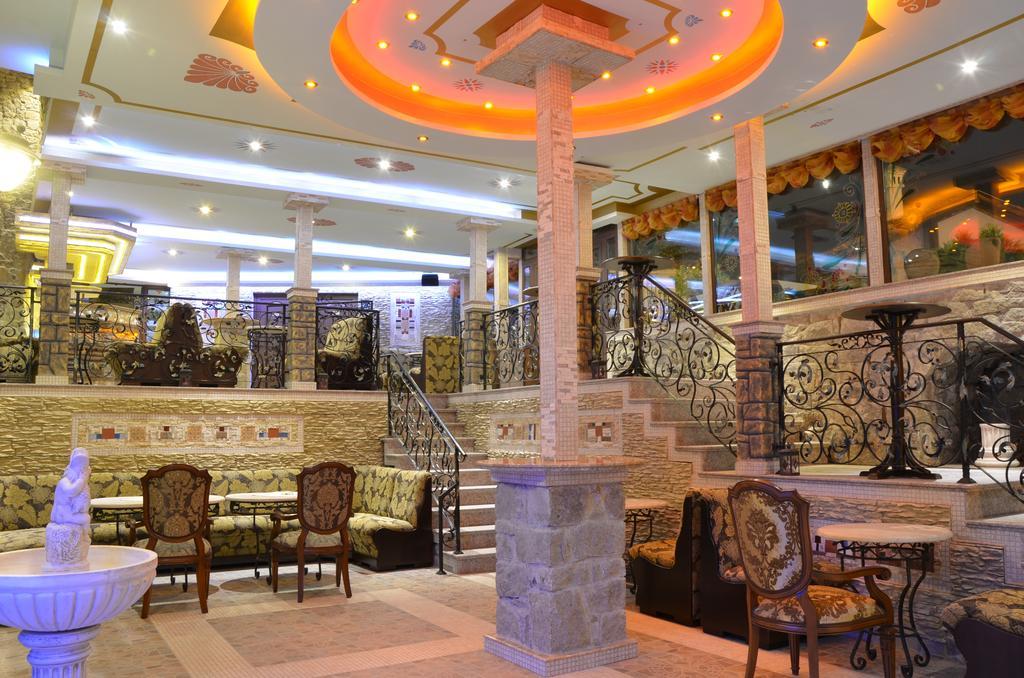 Boutique Hotel Boris Palace & Restaurant Plovdiv Ngoại thất bức ảnh