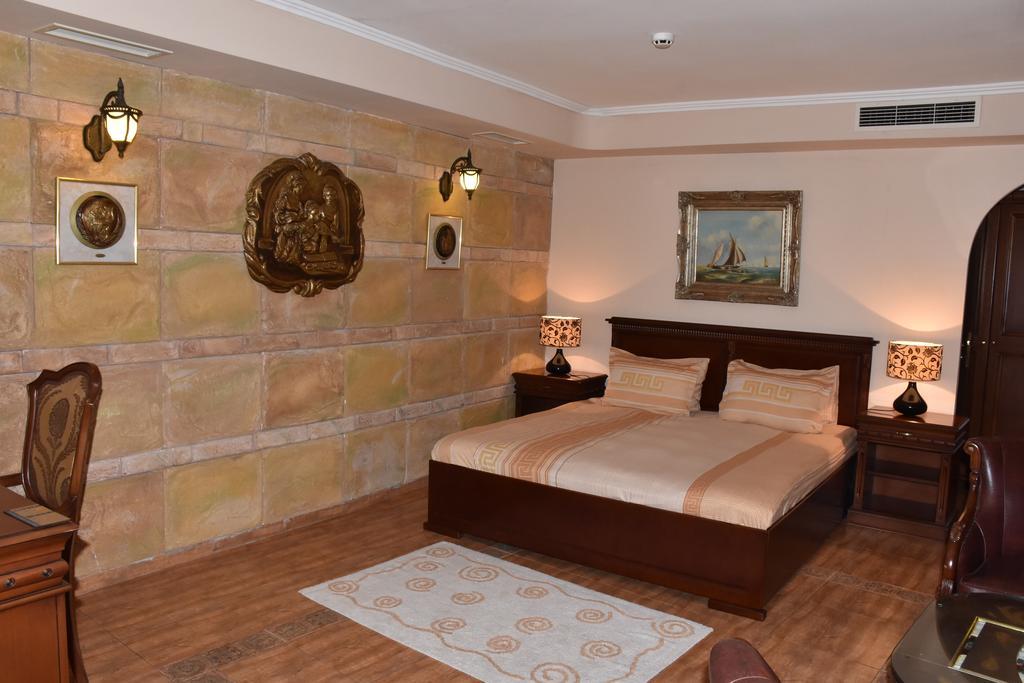 Boutique Hotel Boris Palace & Restaurant Plovdiv Ngoại thất bức ảnh