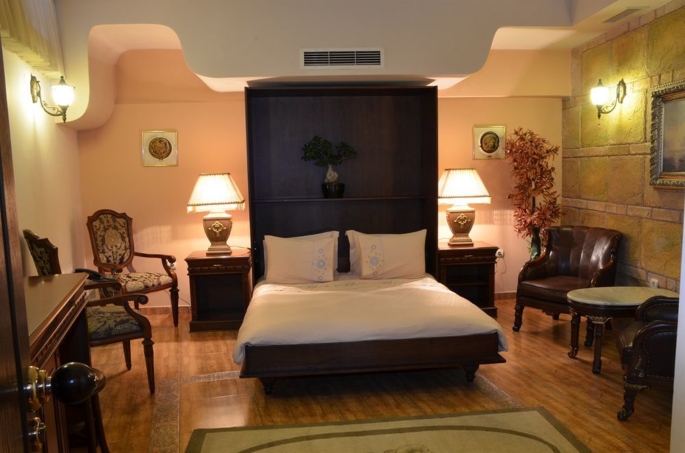 Boutique Hotel Boris Palace & Restaurant Plovdiv Ngoại thất bức ảnh